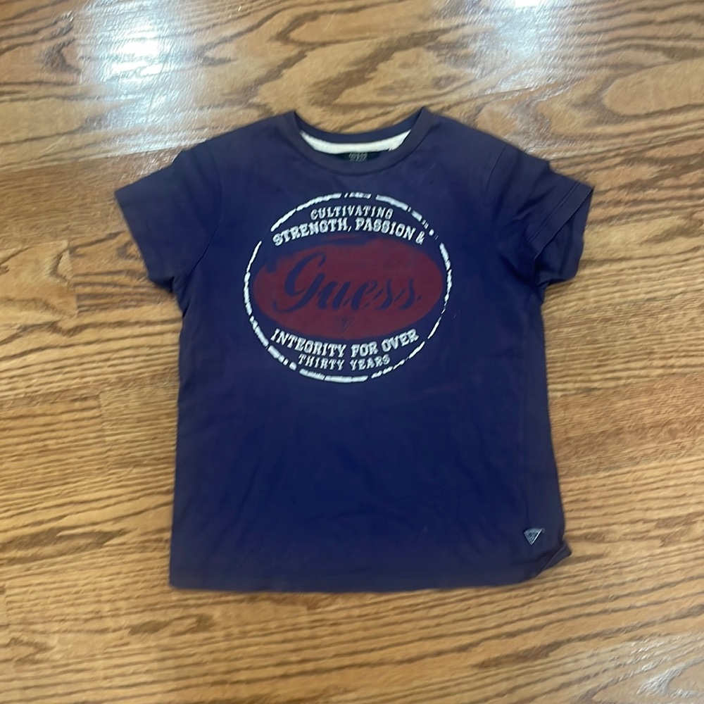 Guess t shirt size 7 good condition